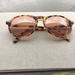 VogOptik Made in Italy Sunglasses Whimsical Bold Tortoise Frame Mod 402